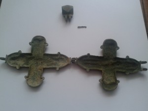 Double-Cross-reliquary-bronze-open